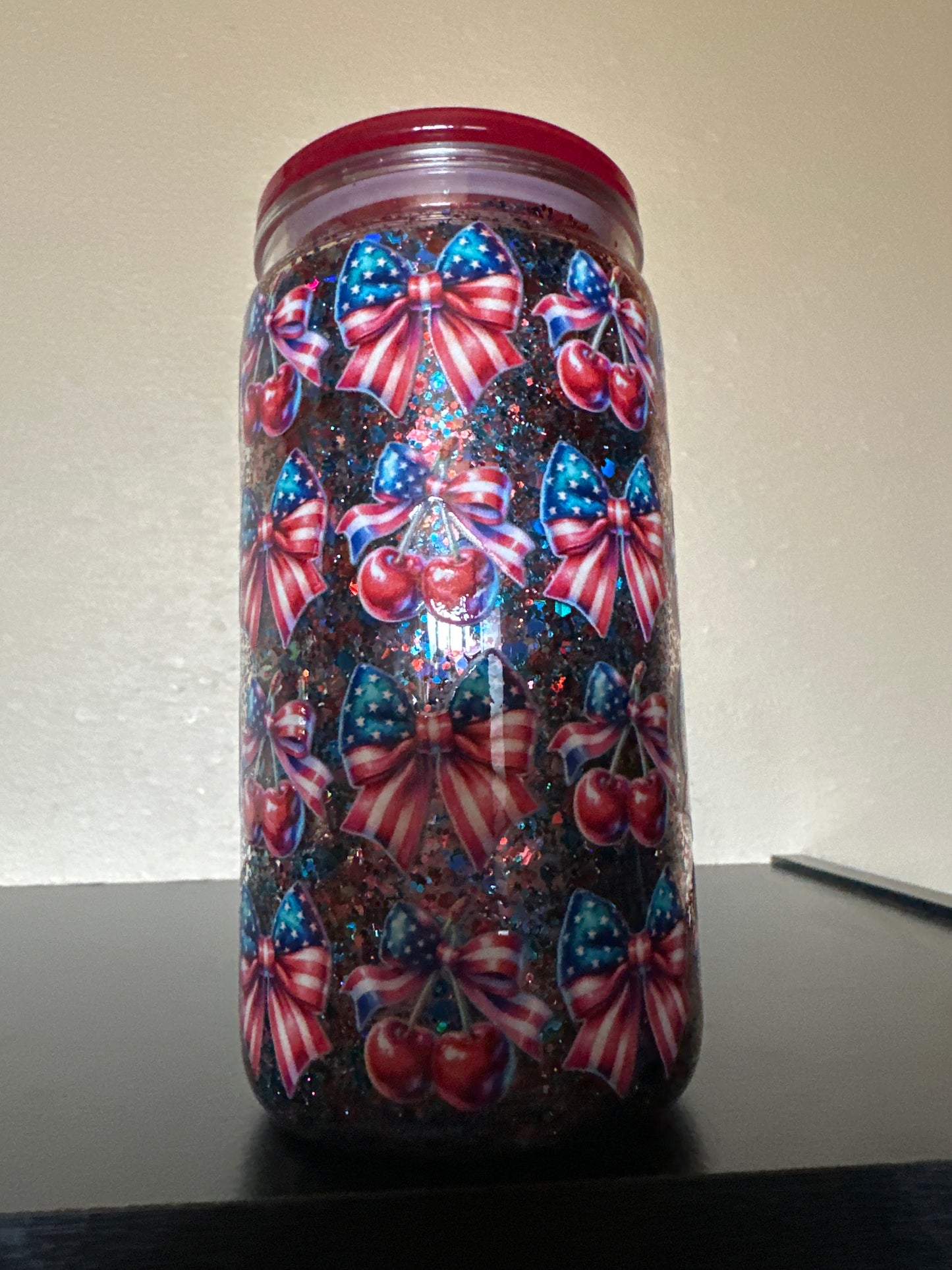 Dry Glitter 16 ounce tumbler American Bows