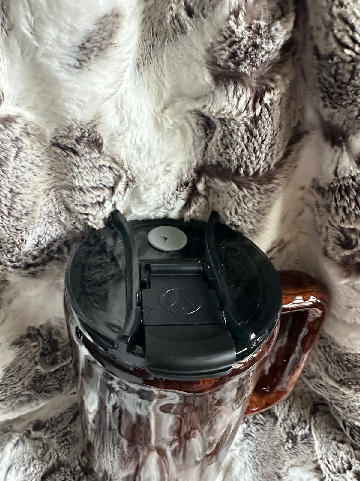 40 ounce Big Swig Woodgrain Skull and Flag Tumbler