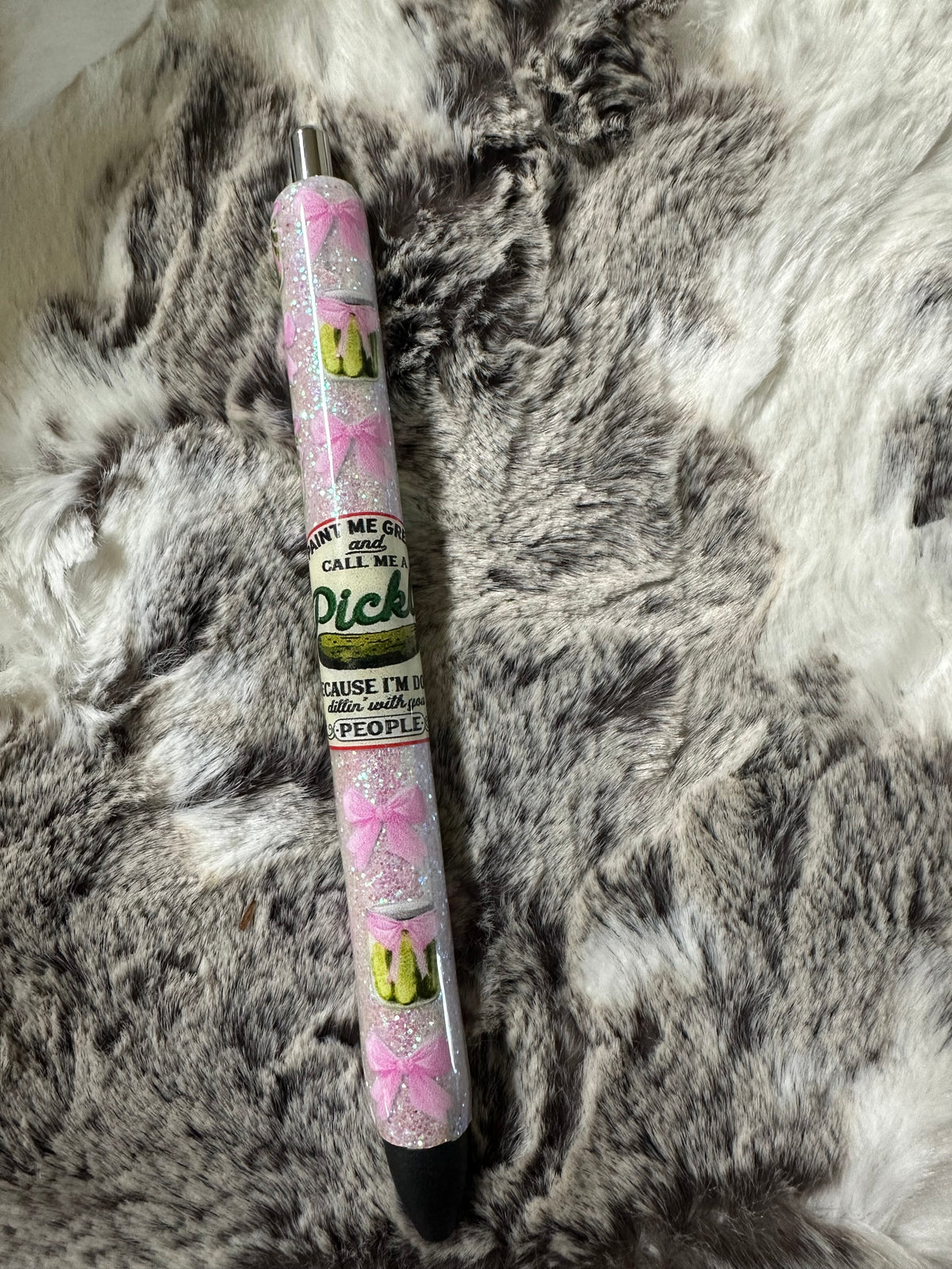 Epoxy Pen- Pink Bow & Pickles