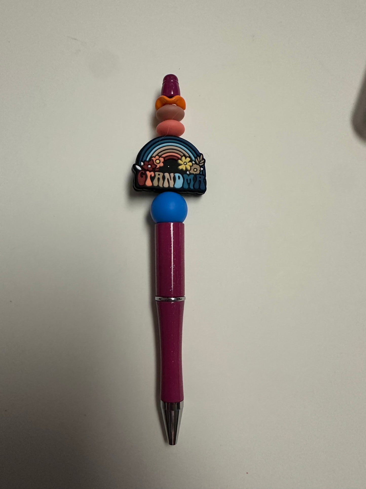 Sparkly magenta beaded pen with grandma focal