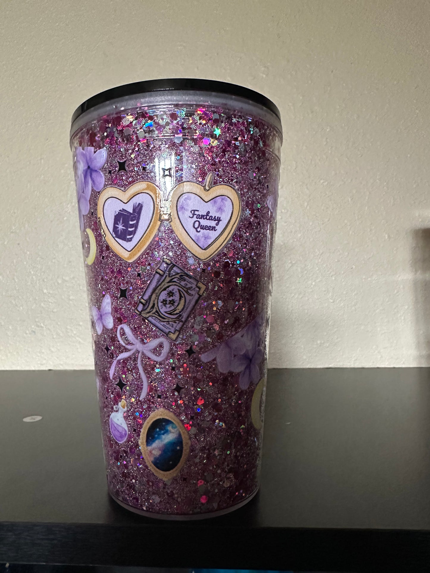 Purple fantasy 16 ounce tapered dry glitter tumbler