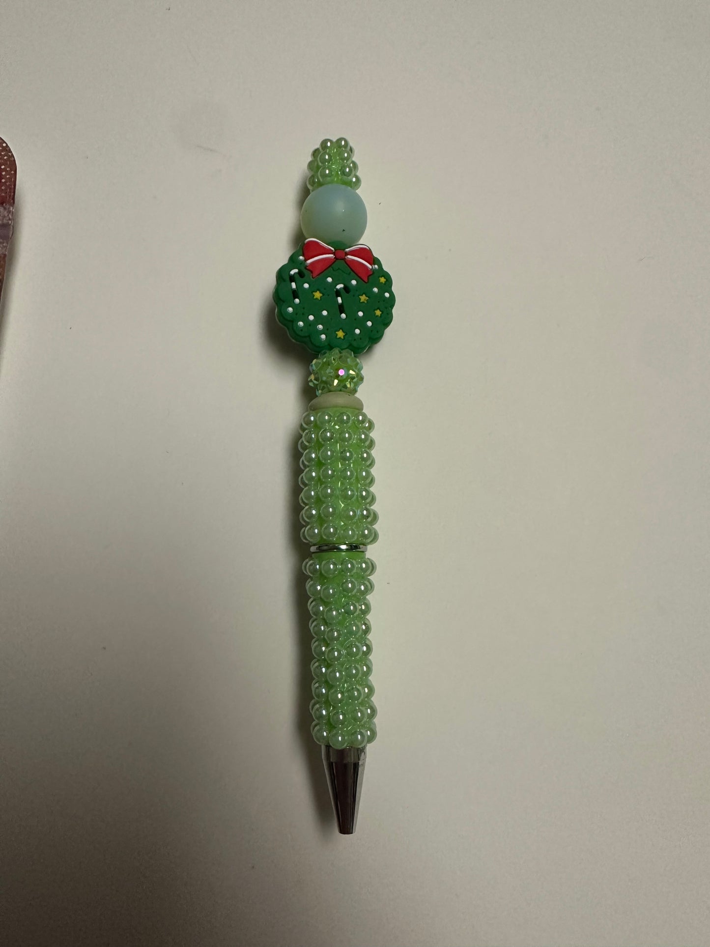 Lime green pearl pen with Christmas wreath focal